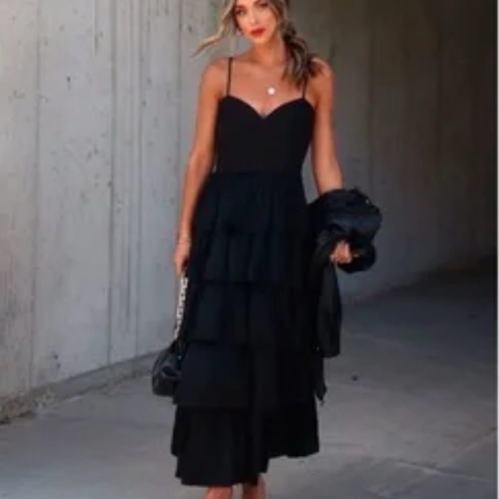 NWOT VICI Endless Rose Dhalia Satin Black Tiered Midi Dress - XL